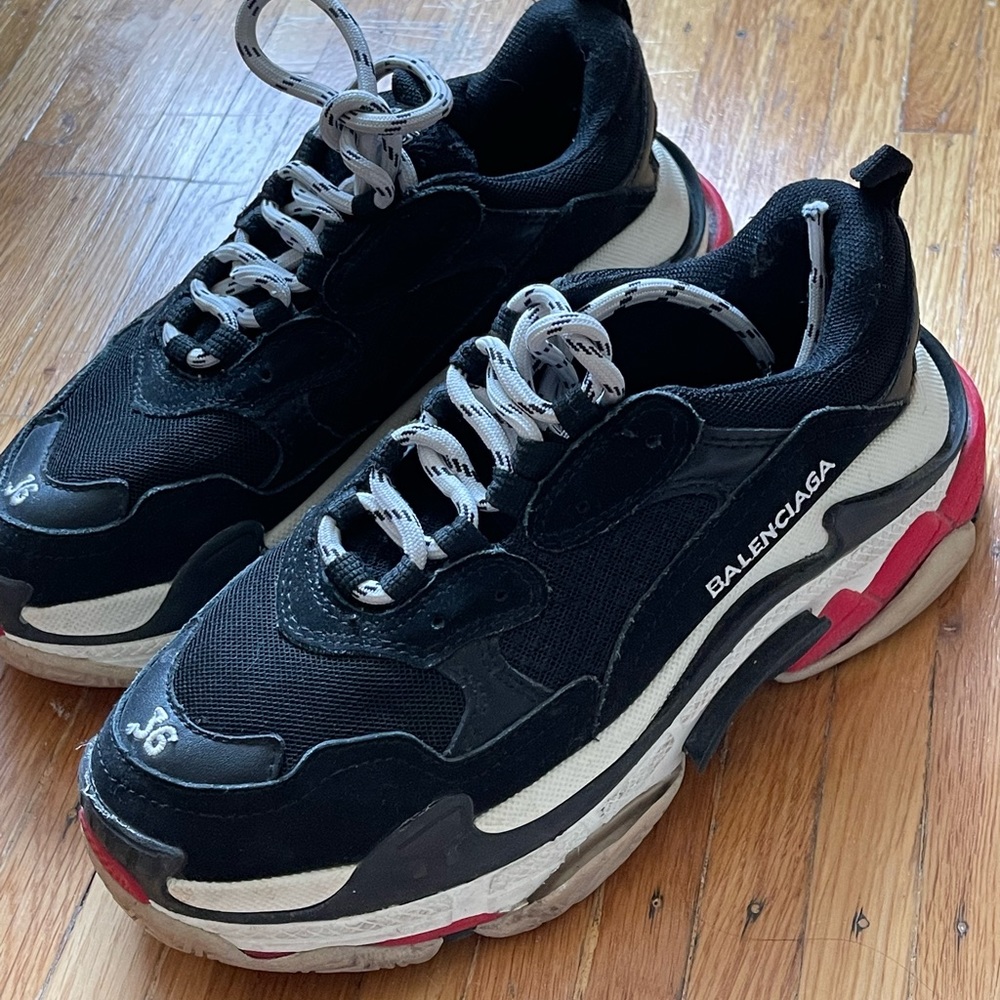 New balance sneakers